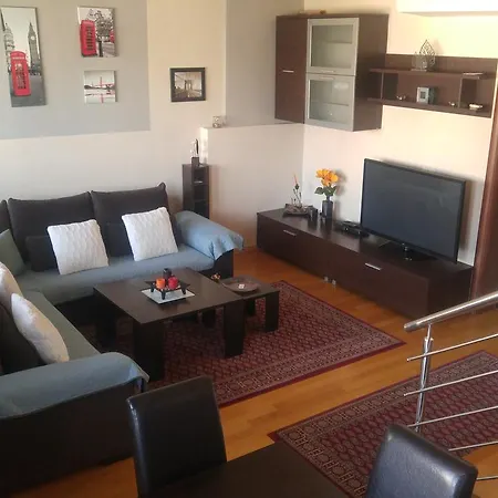 Uma Apartment